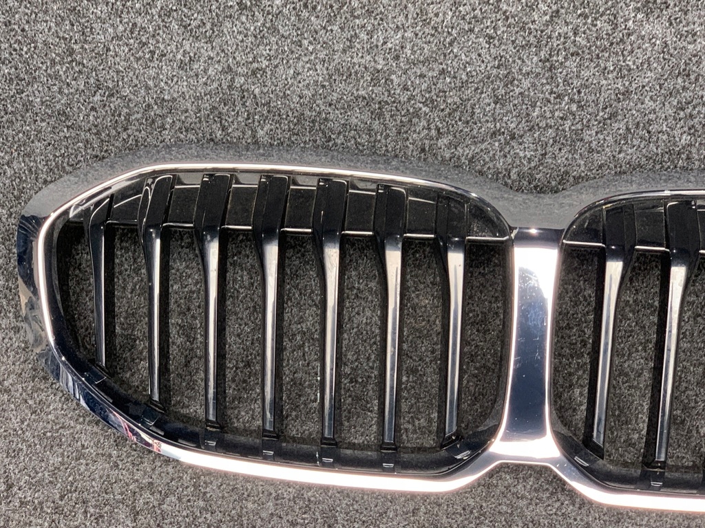 фото №1, Bmw seria 1 f40 2019- решётка радиатора решётка радиатора решётки радиатора хром