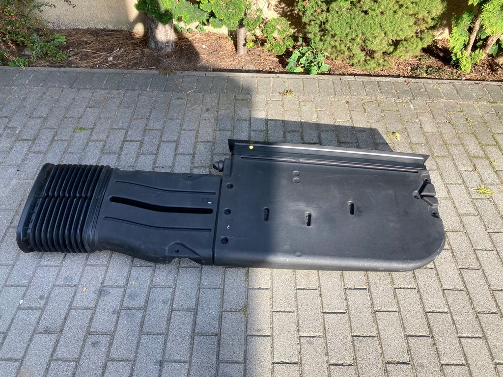 фото №12, Daf xf 106 euro 6 воздухозаборник komin впуск воздуха решётка 1862026