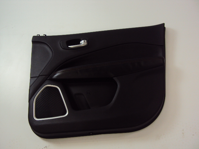 фото №1, Обивка дверь правый перед jeep compass ii