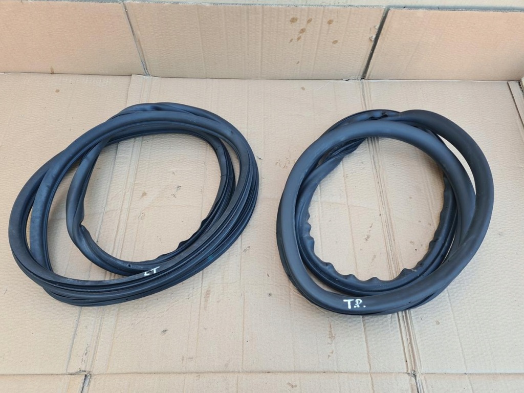 фото №1, Прокладка двері лівий правий задня задня fiat idea