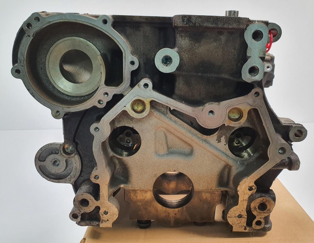 фото №2, Блок land rover discovery sport l550 2.0 d 204dtd