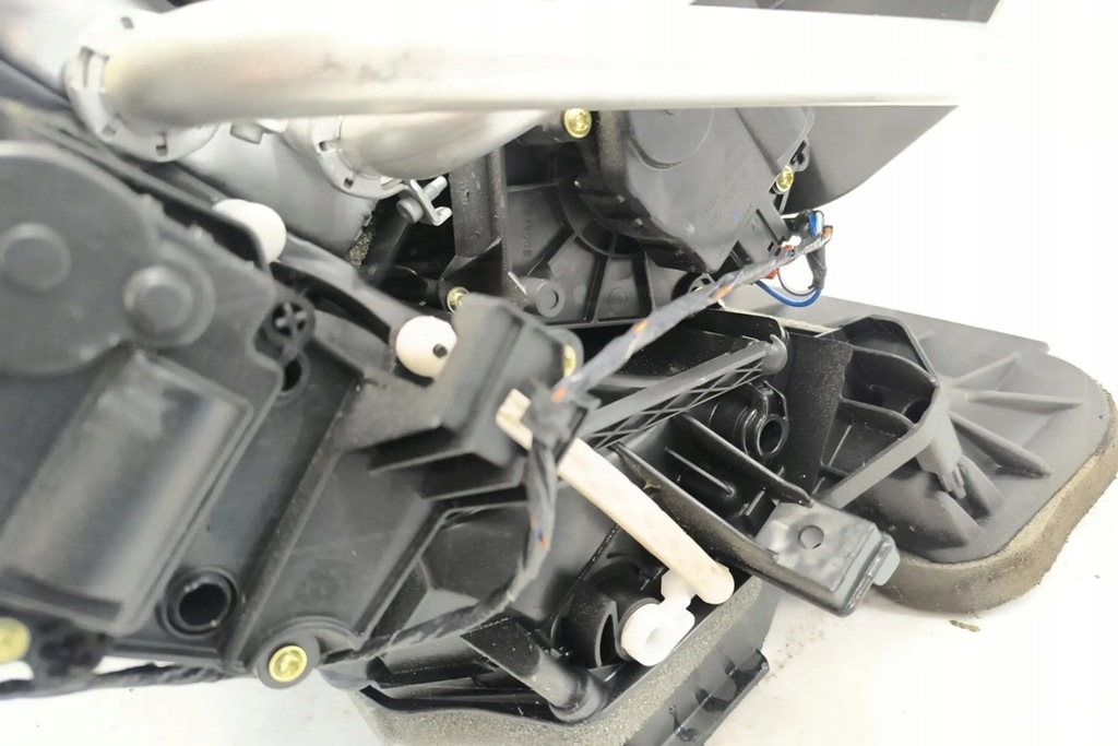 фото №16, Обігрівач maserati ghibli m157 v8478001 2.98l бензиновий 2014