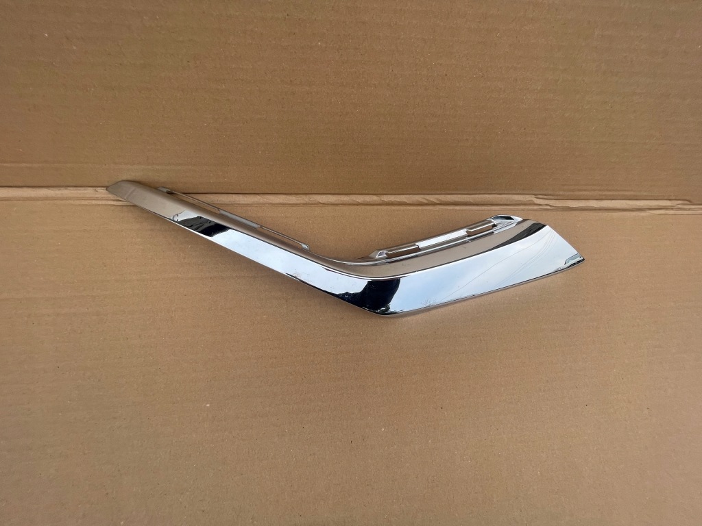 фото №1, Mitsubishi outlander правый хром бампера перед передний