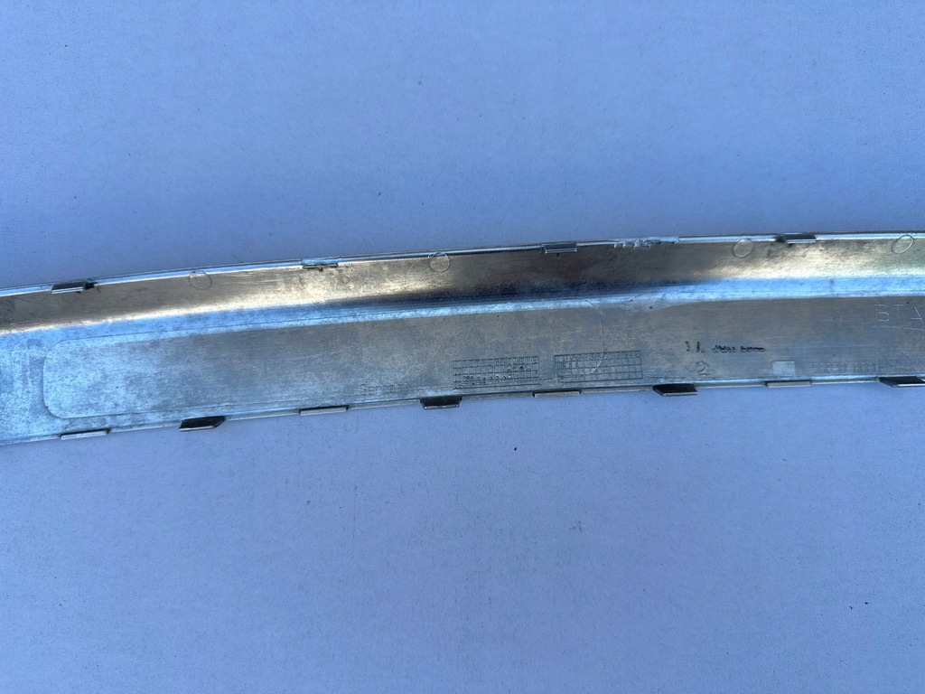 фото №8, Молдинг хром бампера задняя 8e5807443 audi a4 b7