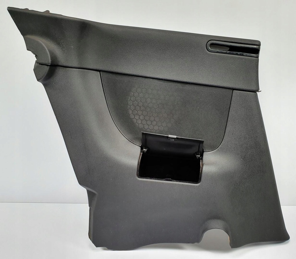 фото №1, Обивка обшивка левый задняя audi tt 8n 8n8867035d