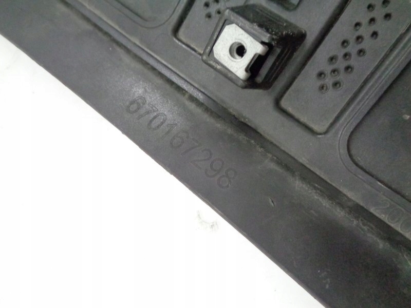 Maserati gracale накладка спойлер диффузор бампер задняя Доставка