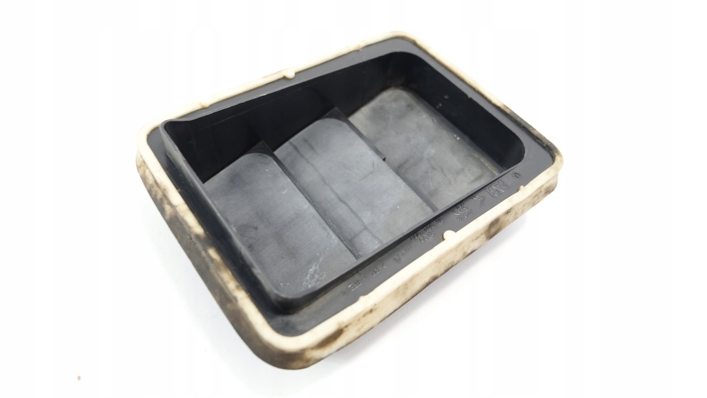 фото №11, Citroen ds3 crossback решітка декомпресійна вентиляційна