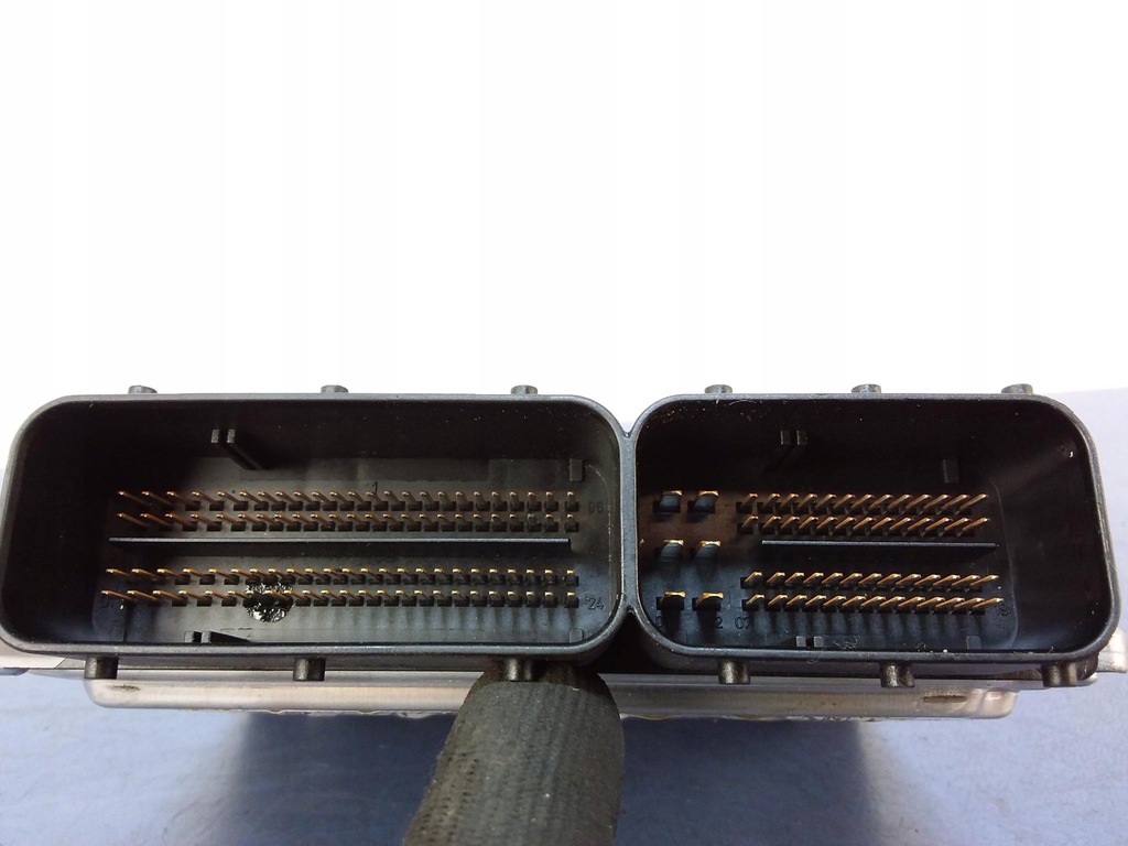 фото №4, Bmw 3 e91 2.0d блок управления бортовой компьютер 7810001