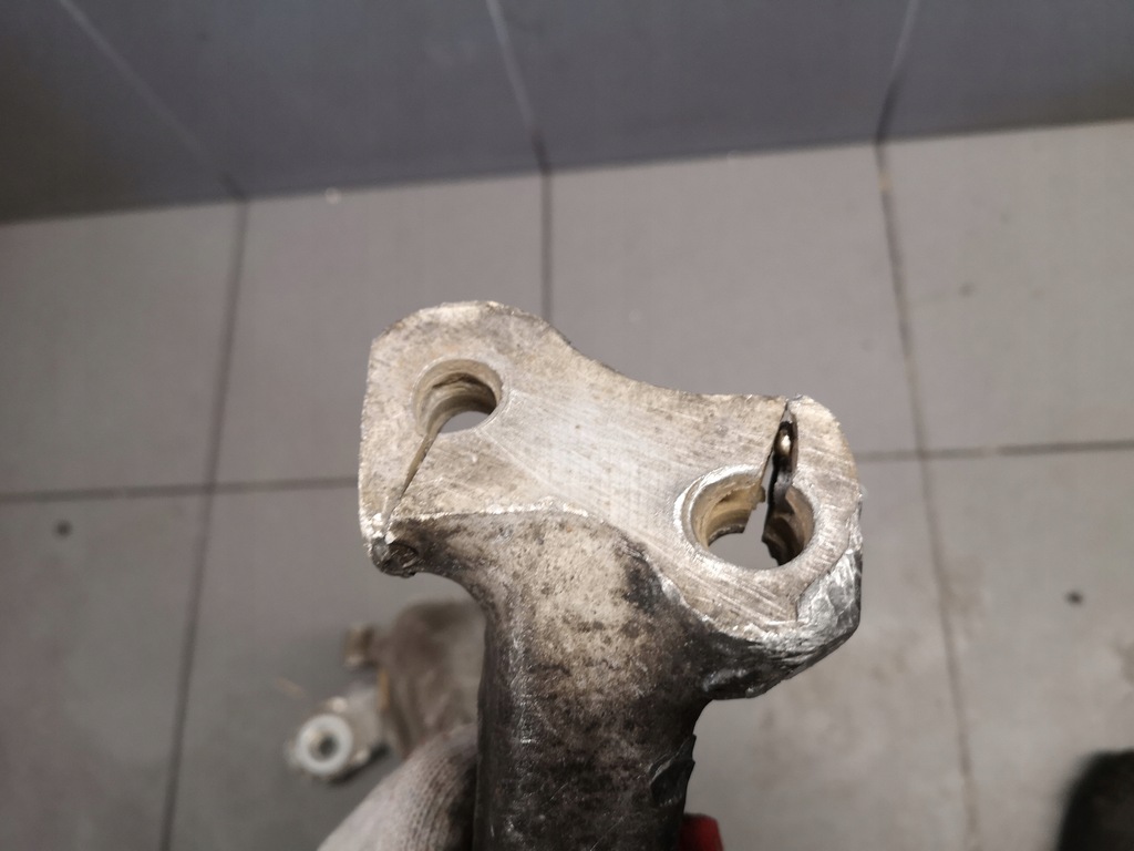 фото №13, Поворотний кулак правий перед audi a4 a5 a6 8k0407258