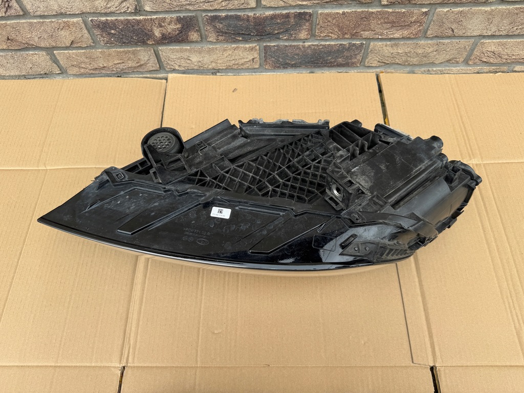 фото №8, Лампа передня права audi q7 4m matrix 4m0941036