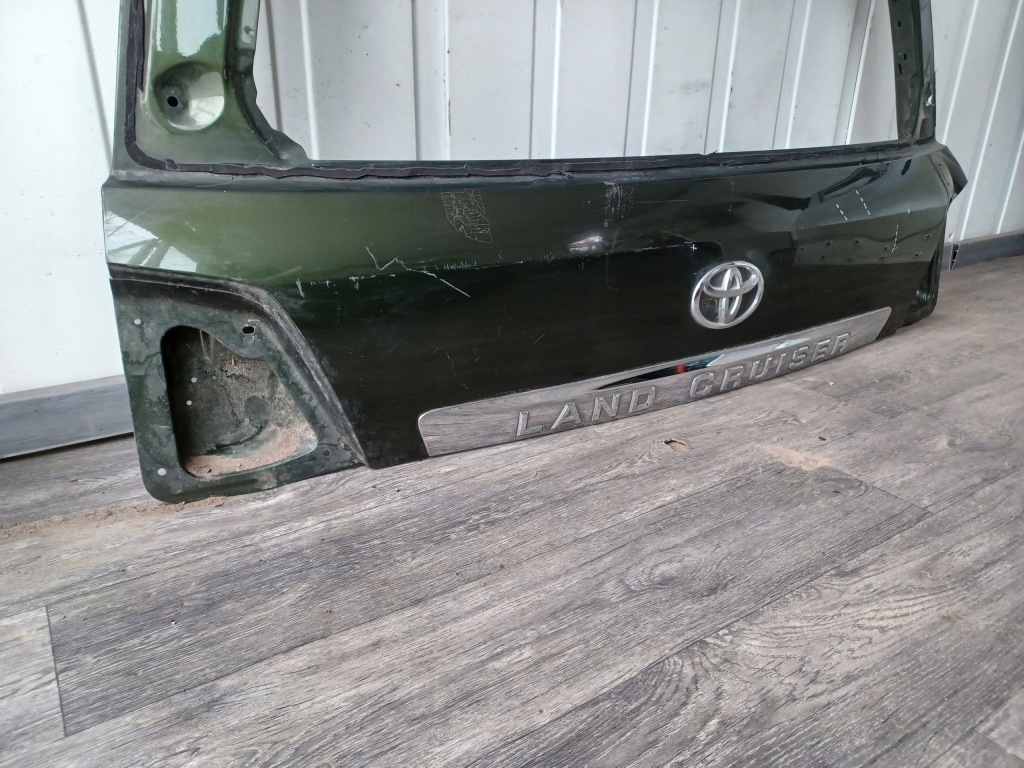 Крышка багажника задний задняя ---- toyota land cruiser 200 ---- с Разборки