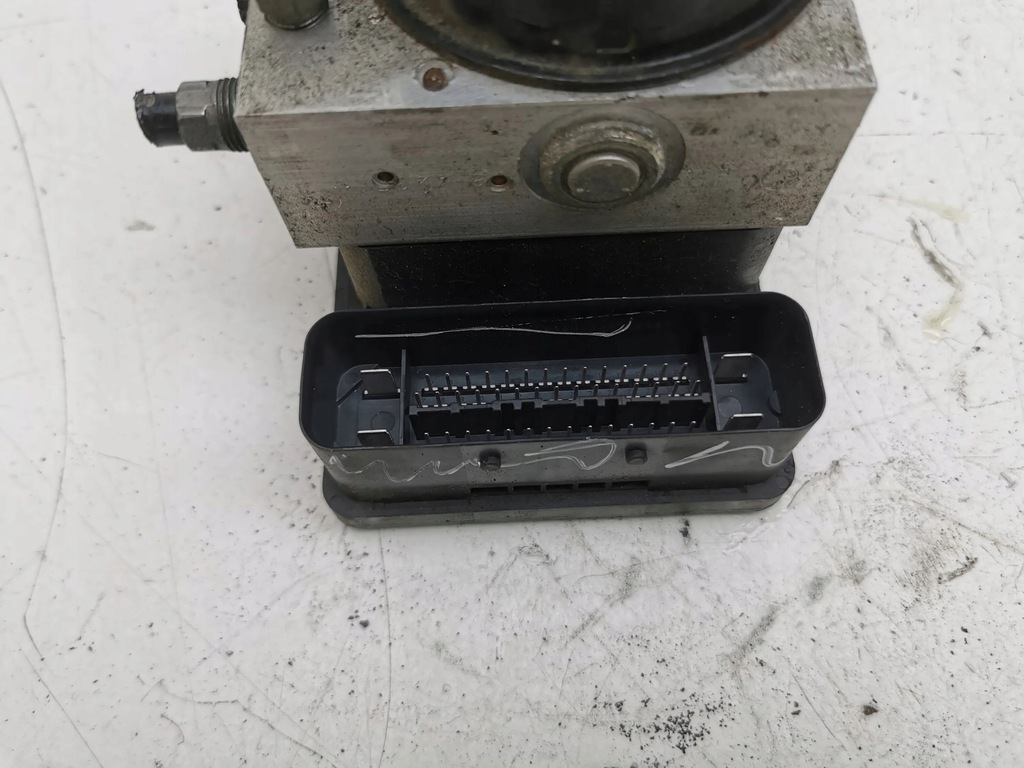 фото №7, Volvo v50 2007 насос abs