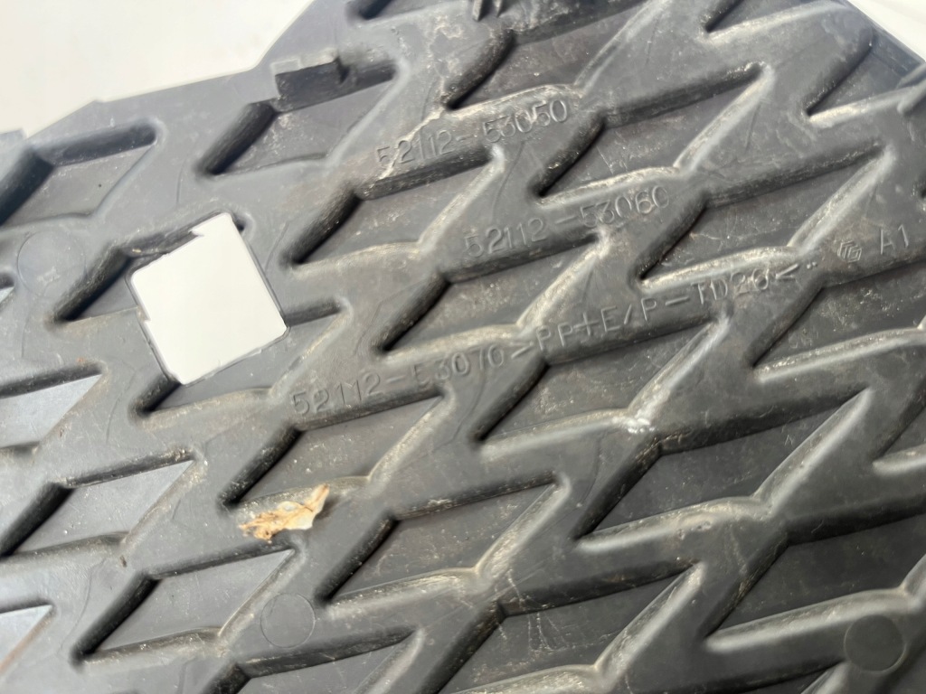 Купити Lexus is 14- f-sport решітка радіатора решітка радіатора бампера перед передня 52112-53070