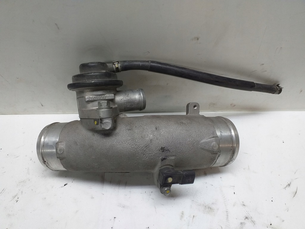 фото №2, Nissan gt-r клапан воздуха