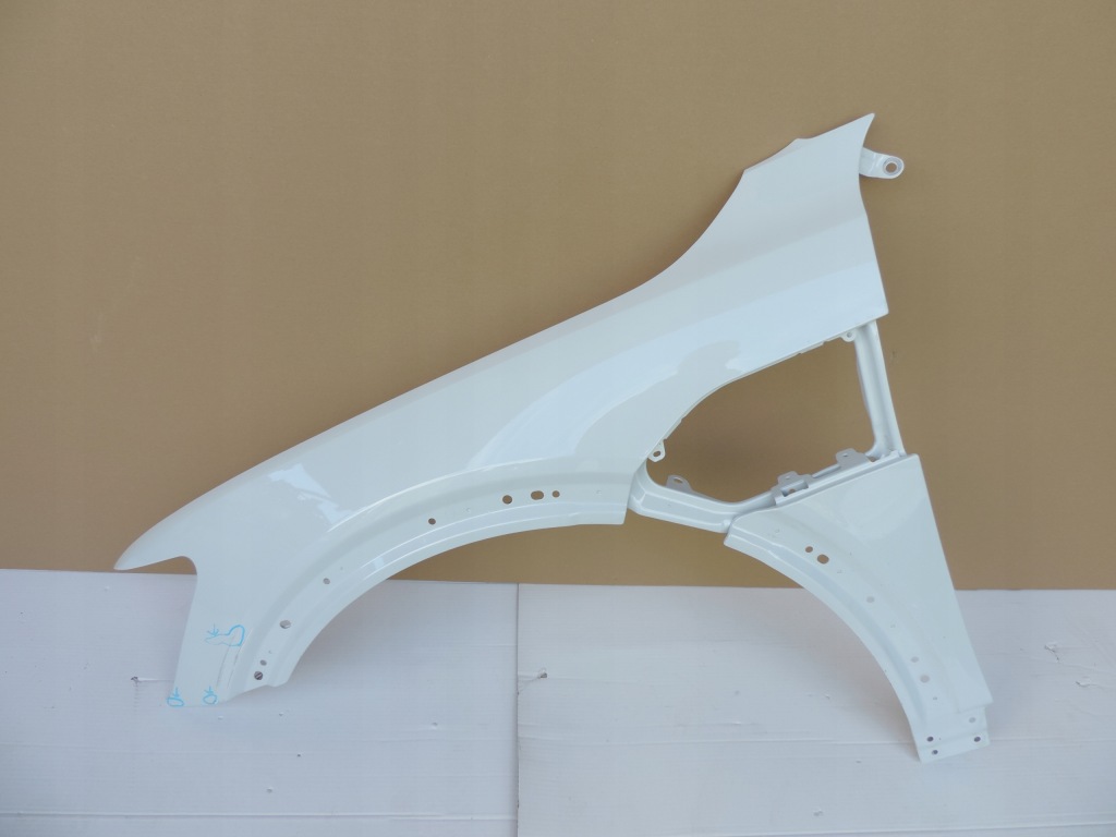 Купити Audi e-tron 4ke крило передній ліве