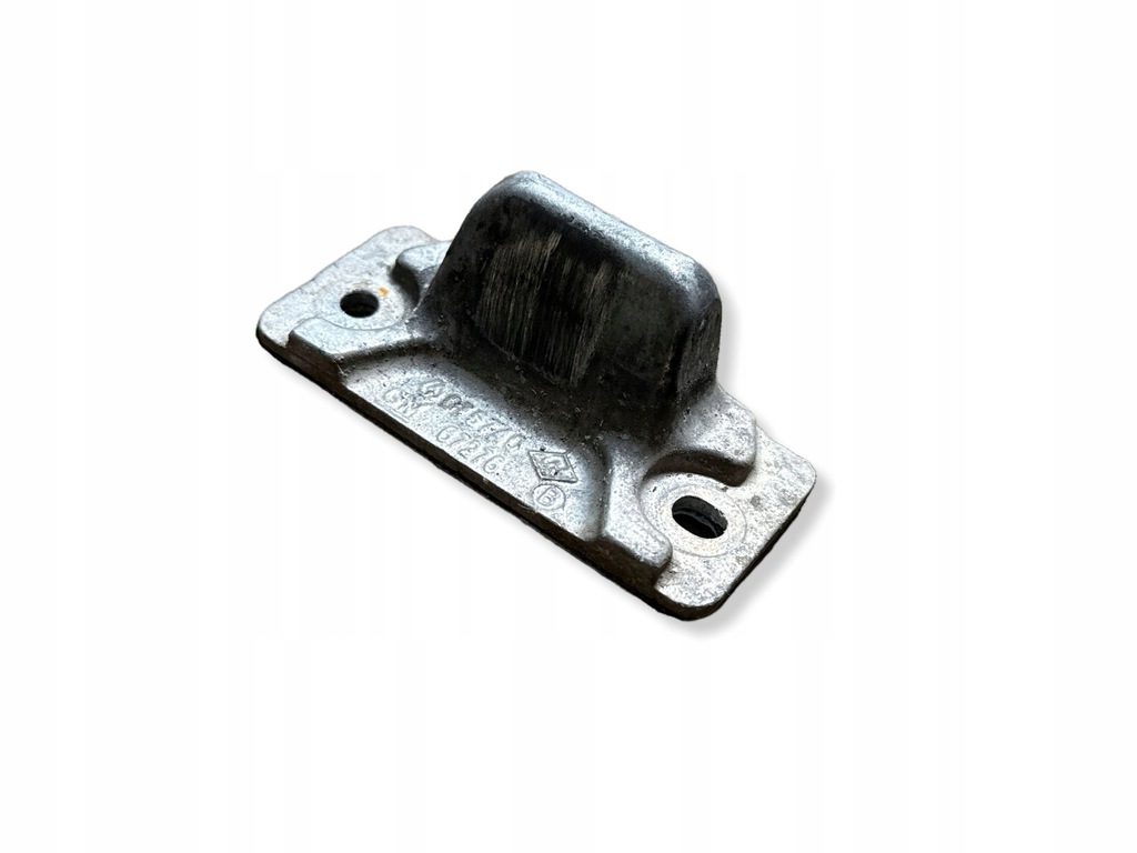 фото №1, Частини кузов opel vivaro combi 075740 2.0l дизель 85kw 2010