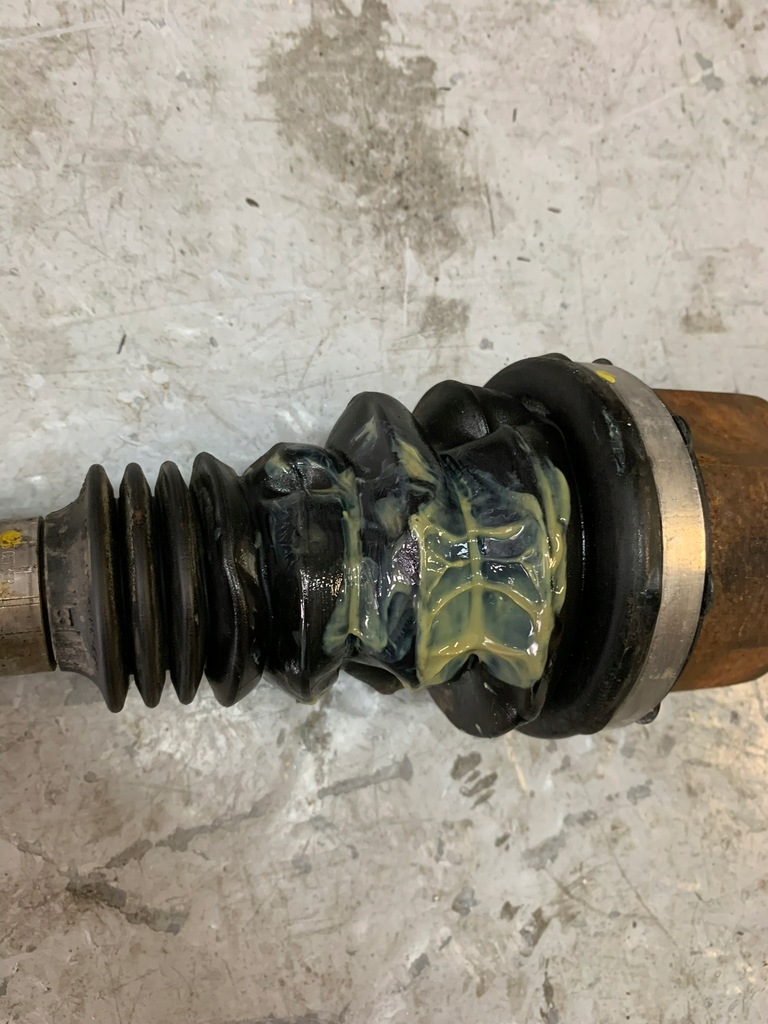 фото №4, Renault zoe ii приводной вал правая 391005763r