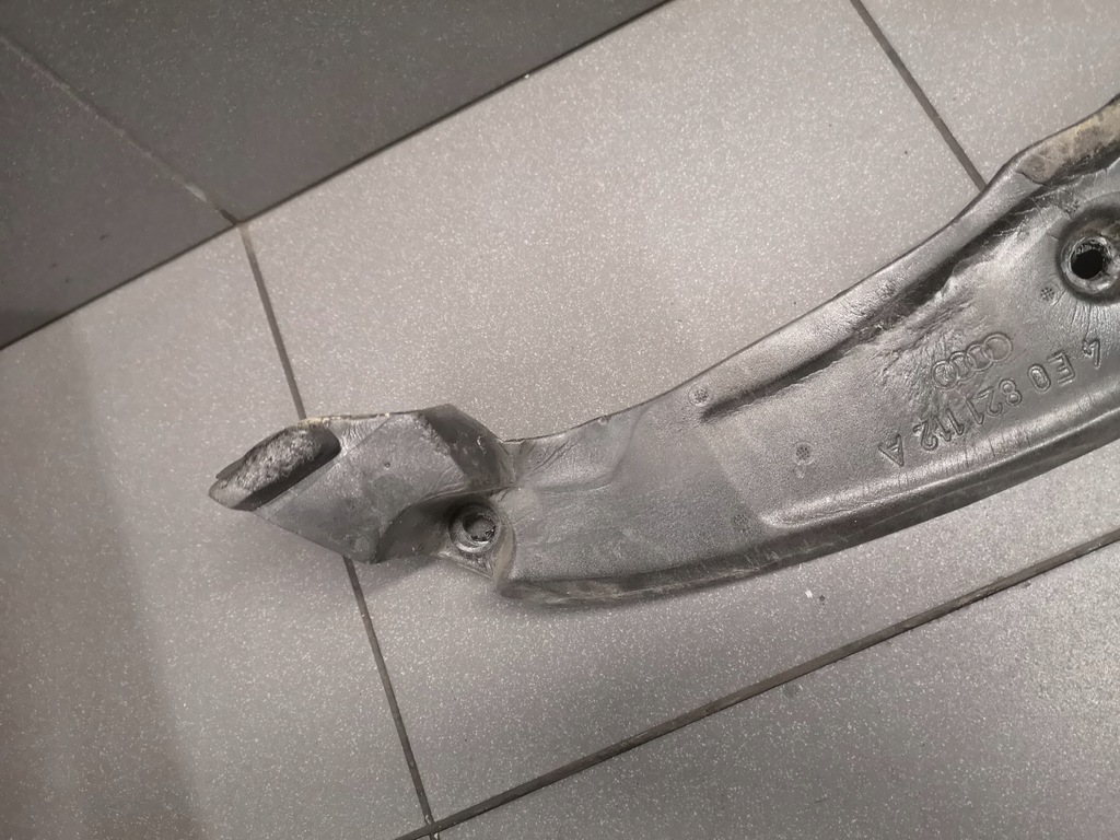 фото №5, Шумоізоляція крила праве audi a8 d3 4e0821112a