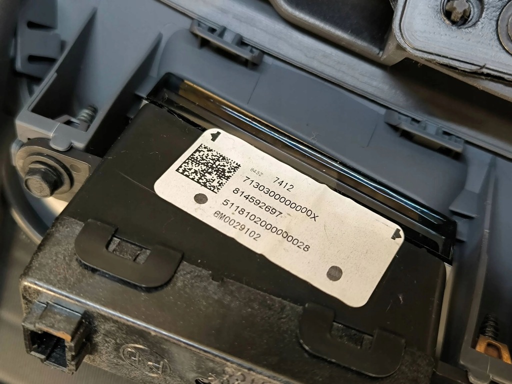 фото №16, Chevrolet bolt 2018 приборная панель приборная