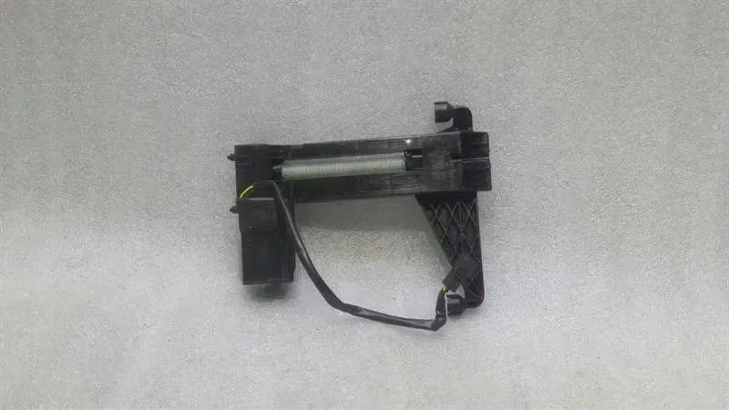 фото №1, Bmw 7 series e65 подголовник регулировка 67317121096 серводвигатель комфорт