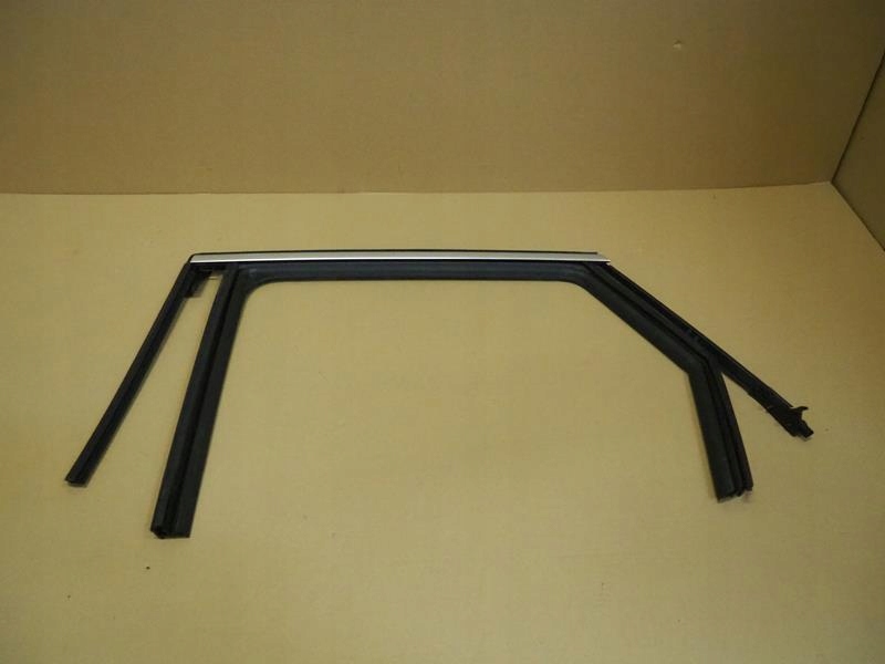 фото №1, Прокладка стекло левый задняя opel grandland x