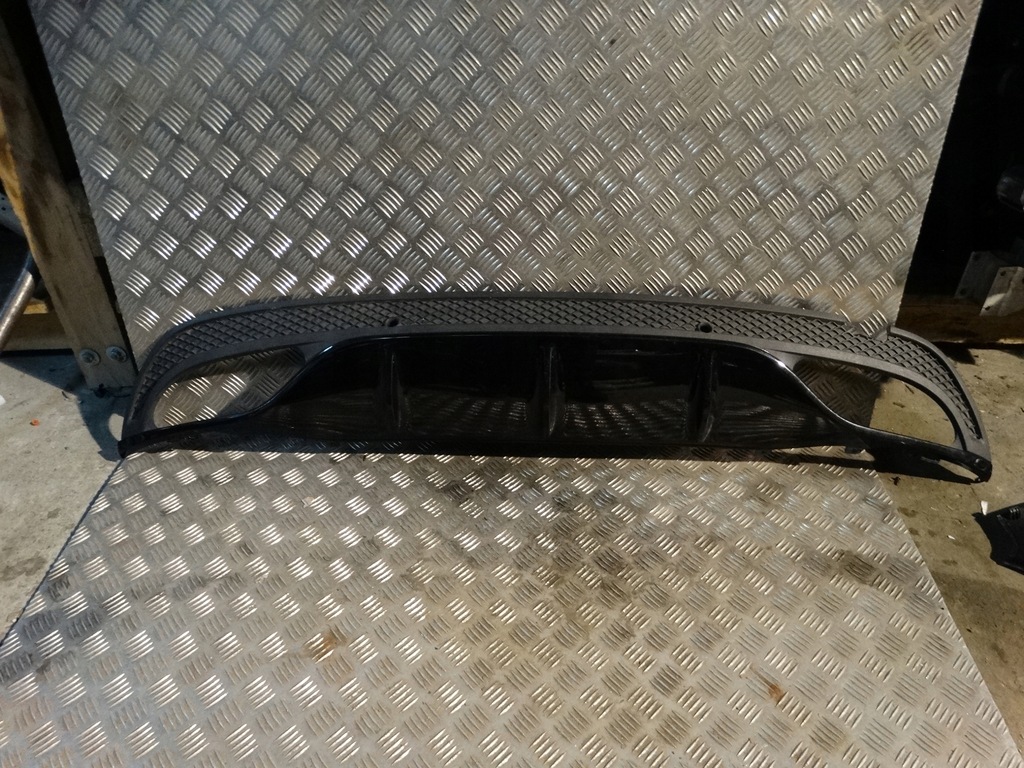 фото №1, Idealny спойлер бампера задний mercedes w205 amg 1