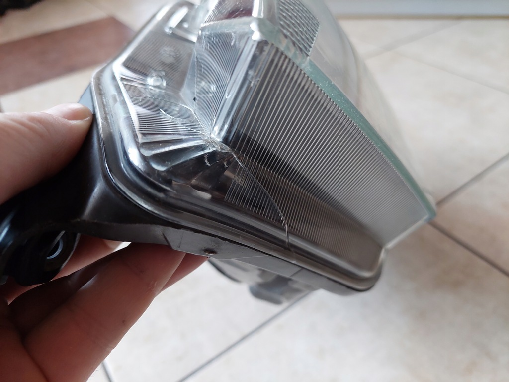 фото №8, Правая - линза - led - skoda fabia iii - 6v1