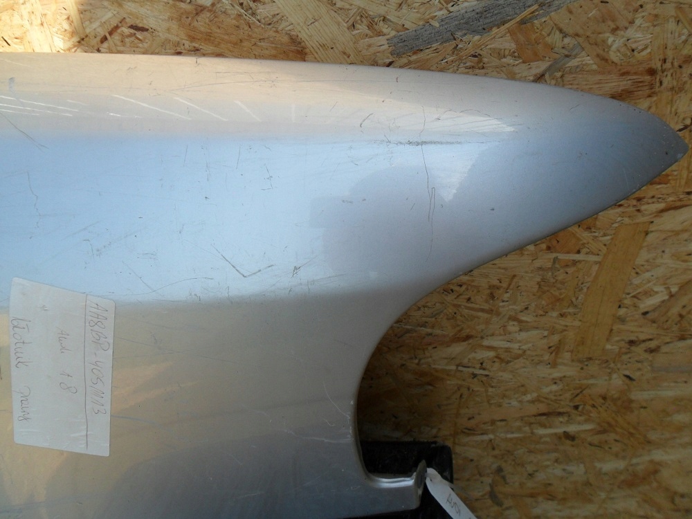 фото №7, Audi a8 d2/4d 2000- крыло правый