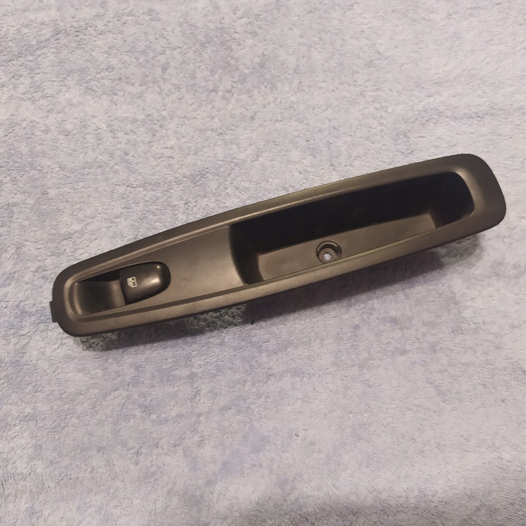 фото №1, Переключатель кнопка стекло renault kadjar задняя 829508687r