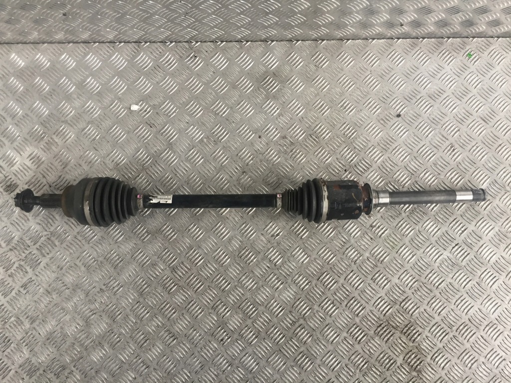 фото №1, Приводной вал правая длинная jeep grand cherokee wk2 3.0crd