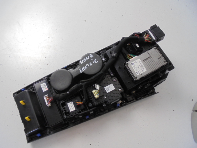 фото №7, Тунель середній панель hyundai kona electric 2017-