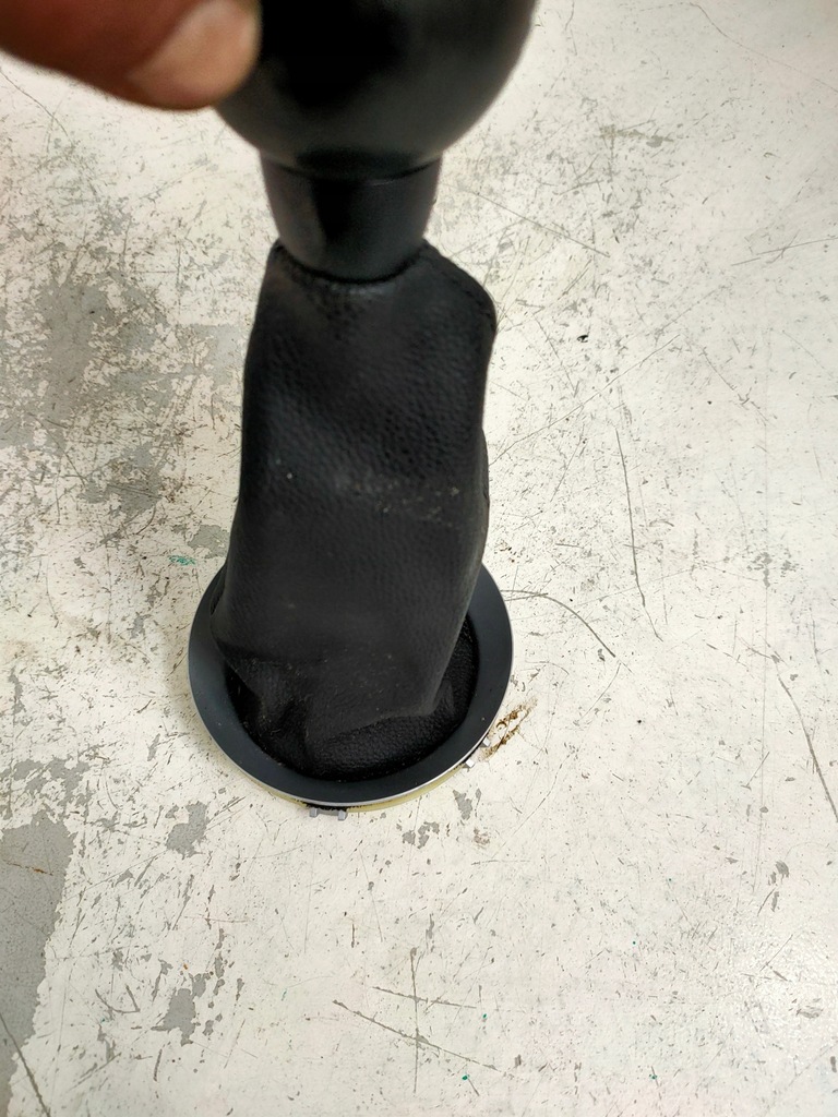 фото №5, Чехол ручка переключения передач mini r55 clubman 6b