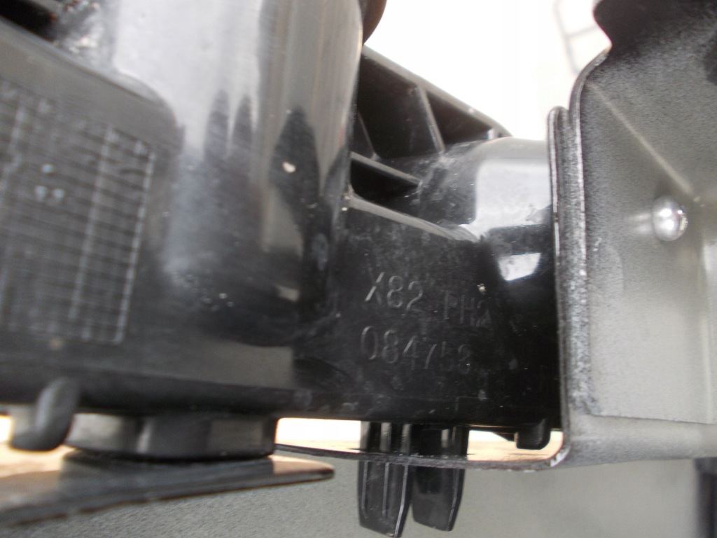 Крила правий перед renault travic iv 22 Оригінал