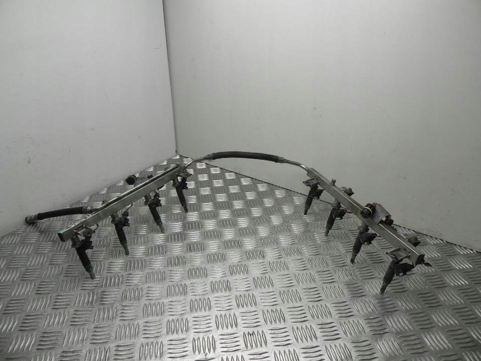 Купить Молдинг впрыскная bmw e53 x5 4.4 b 7525721