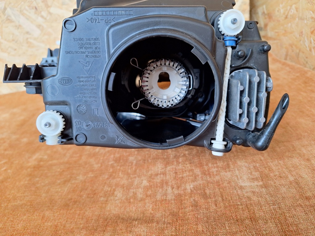 фото №11, Audi a3 8v 8v0 лампа левая bi ксенон некорректируемый led 8v0941005