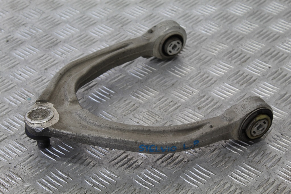 фото №1, Рычаг левый перед верхний alfa romeo stelvio