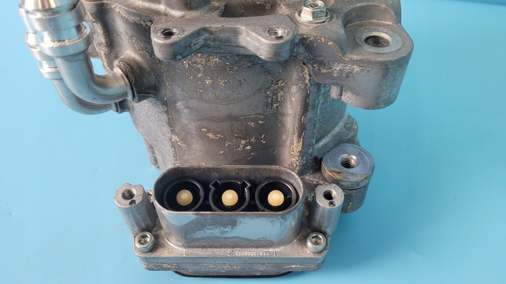 Bmw f45 225xe 18r генератор 7649390 Киев