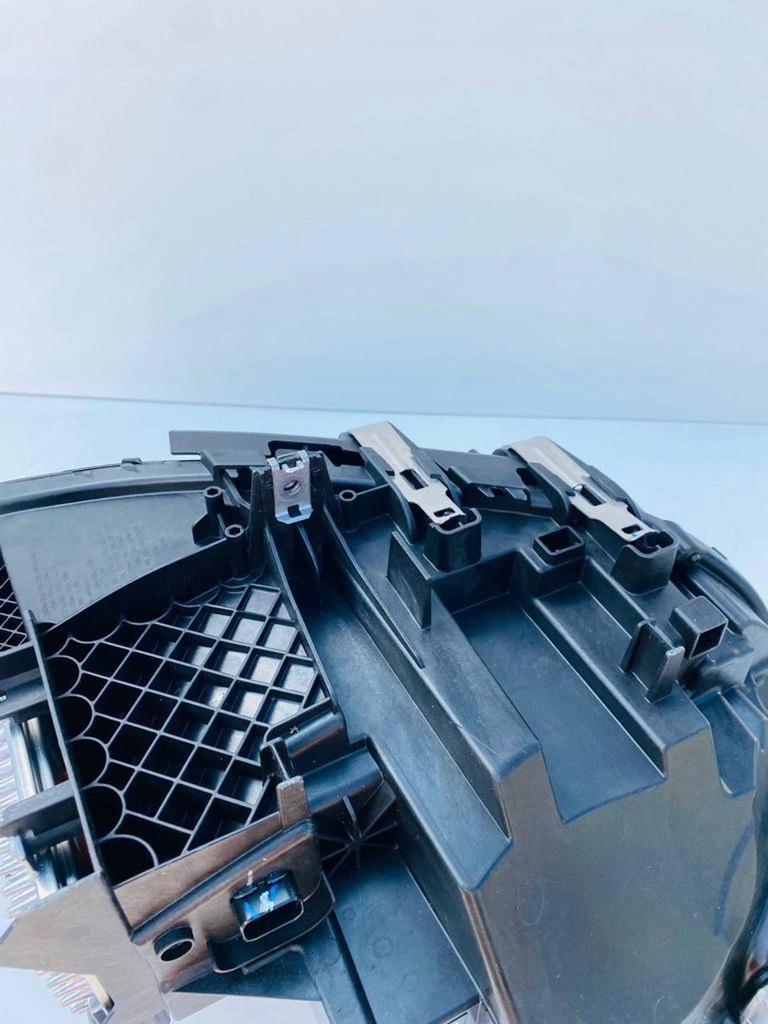 фото №11, Bmw 2 g42 2021 левая сторона лампа передняя