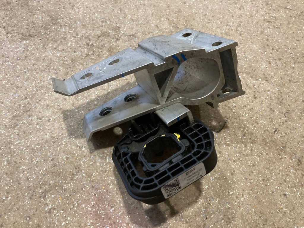 фото №10, Кронштейн радиатора правая сторона bmw 3 g20 g21 7422234