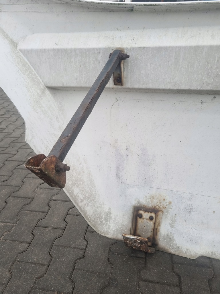 фото №15, Ветровик кровельная спойлер na крыша renault premium lander kerax dxi volvo fe