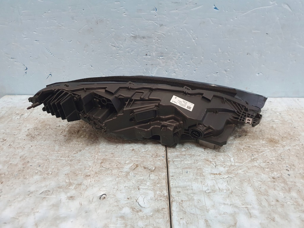 фото №3, Лампа tesla 3 highland full led ліва перед