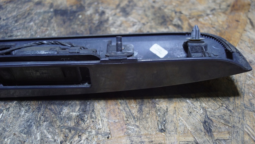 фото №10, Nissan note e11 накладка кришки задня мікровимикач