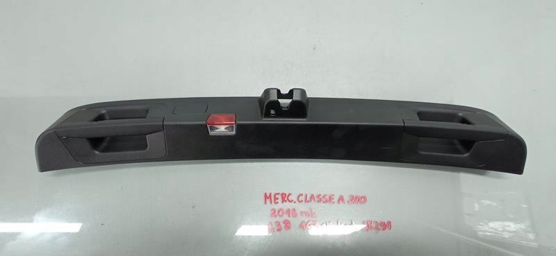 фото №2, Молдинг защита замка крышки задняя mercedes w177