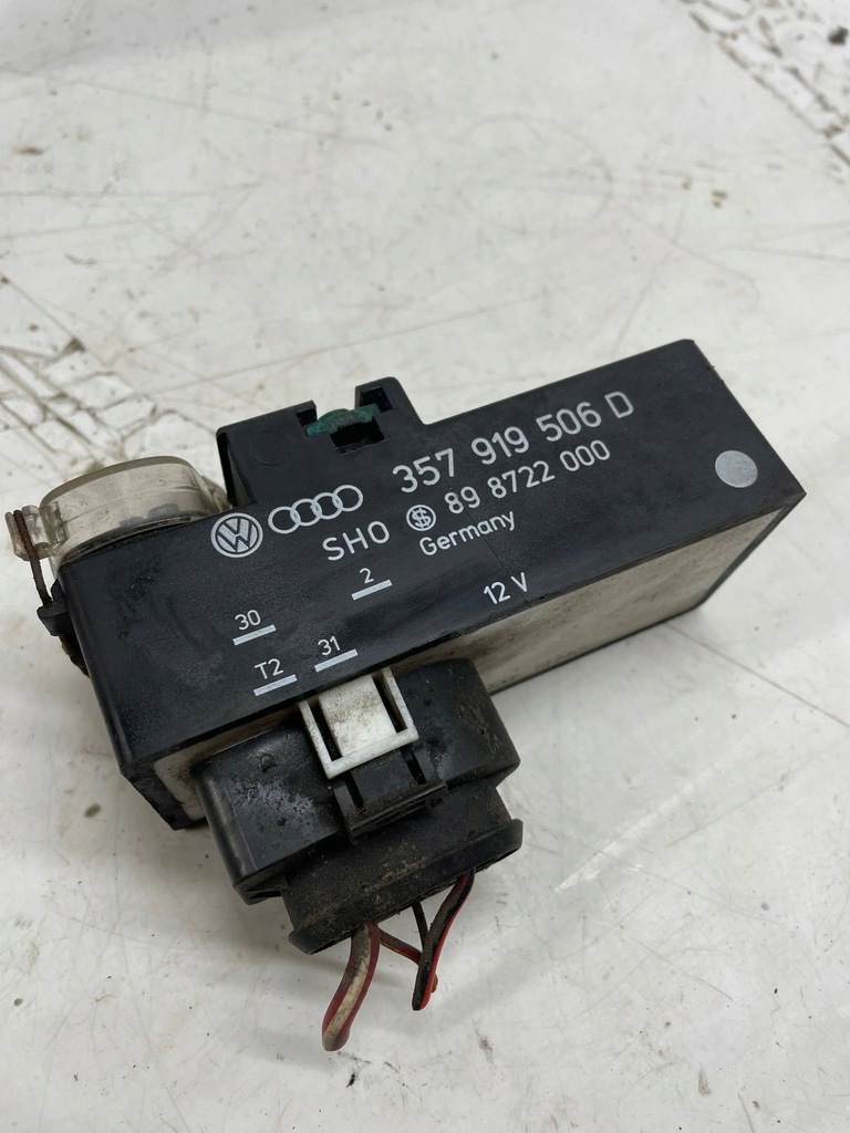 фото №1, Volkswagen golf iii 1995 блок управления / модуль вентиляторов