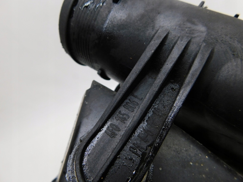 Інтеркулер правий 4f0145806e - audi a6 c6 2.7 3.0 tdi Доставка