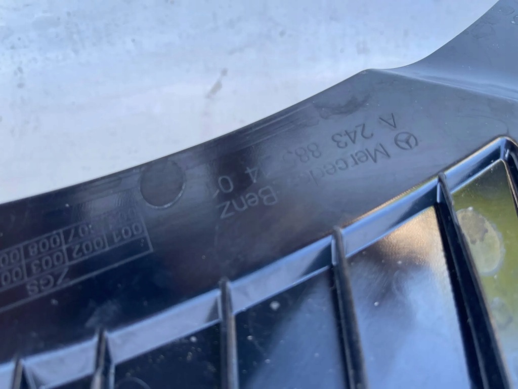 фото №11, Молдинг mercedes eqa eqb w243 a2438851401 бампер перед решётка радиатора кронштейн