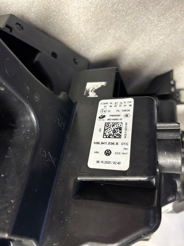 фото №16, Vw id.3 лампа фара правий перед led iq light 10b941036b