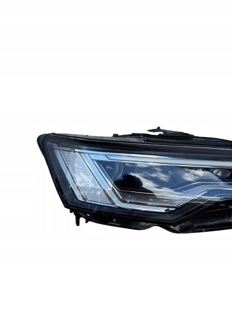 фото №1, Audi a6 c8 2019- 4k0941040 лампа права matrix