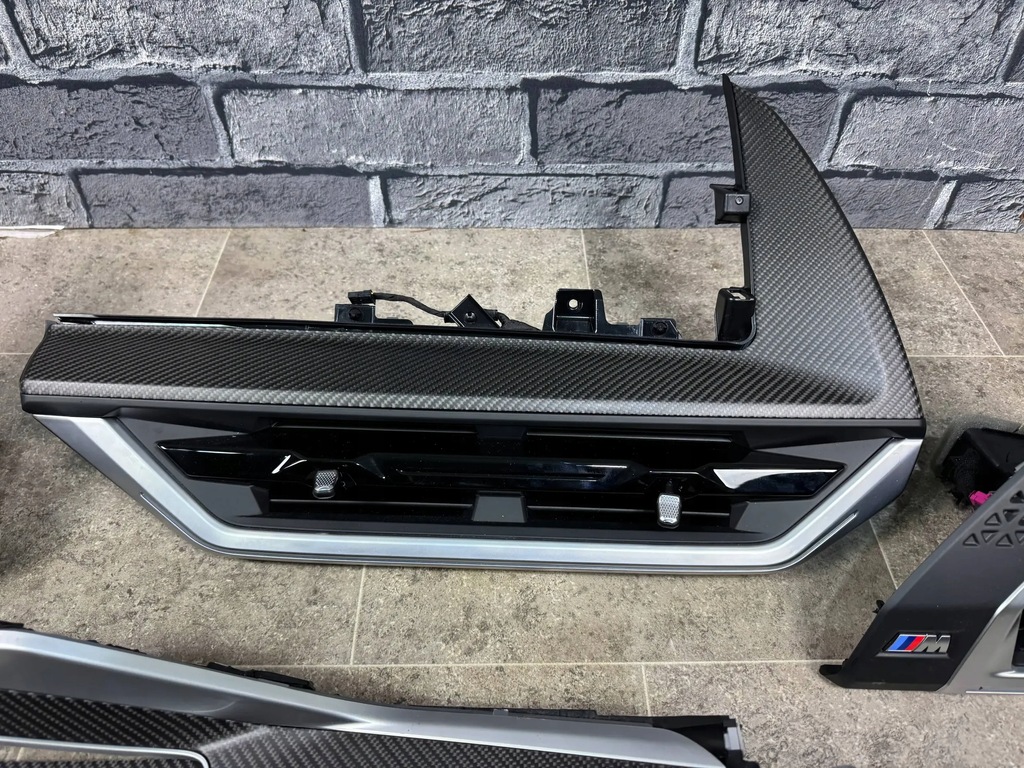 фото №8, Bmw xm g09 накладки декоры панели туннель карбон europa