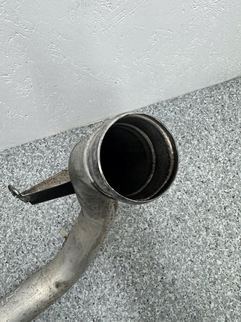 фото №5, Труба воздухозаборник воздуха интеркулер volvo xc60 i 2008-2017 31370489 2.4 d